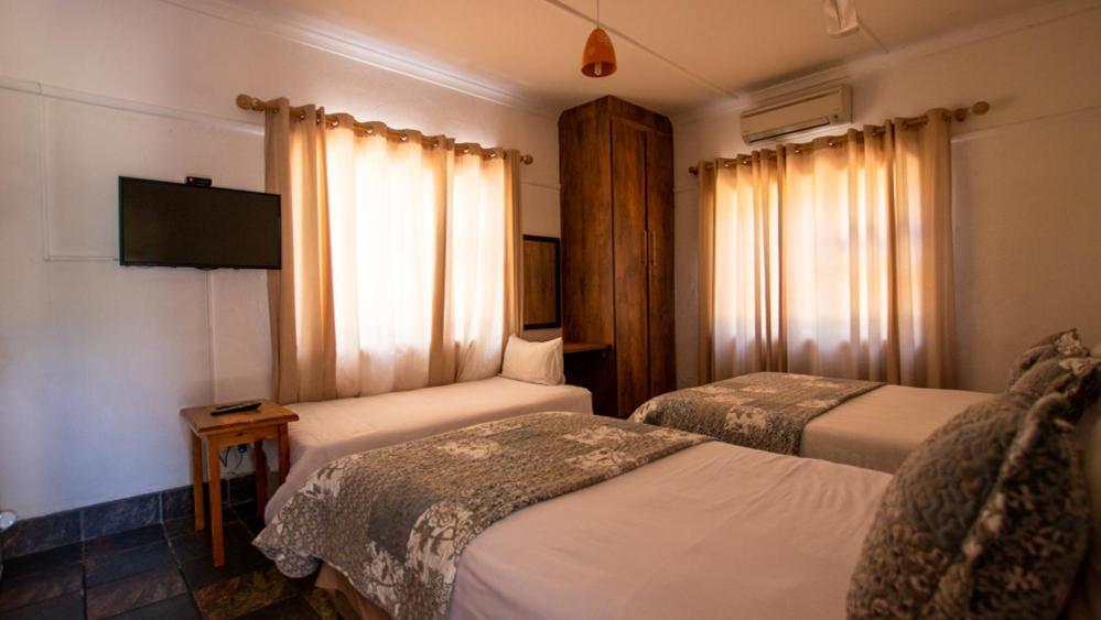 Ebenezer Guesthouse コールズバーグ エクステリア 写真